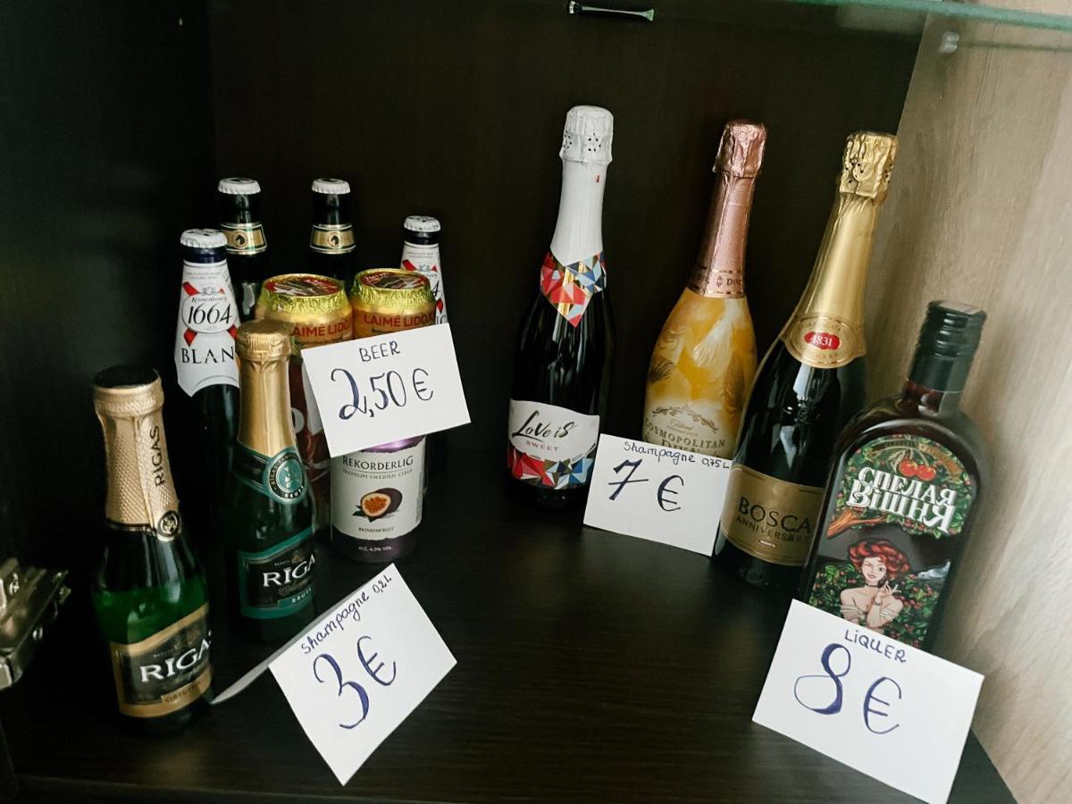 Happy Guest Apartament Jurmala Ngoại thất bức ảnh
